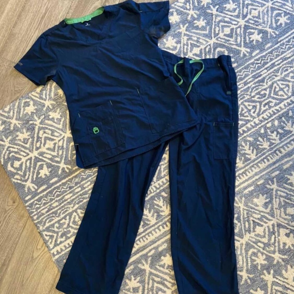 Carhartt Scrub Set